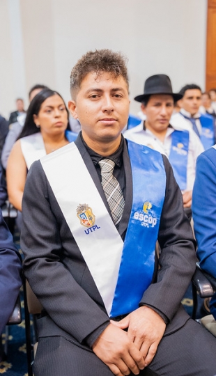 Décimo Quinta Promoción de Graduados ESCOP UTPL Décimo Quinta Promoción de Graduados ESCOP UTPL