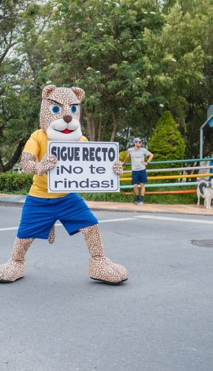 Carrera 5K Pasos Solidarios 2025