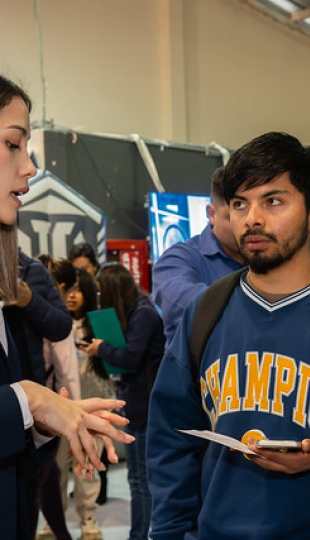 Feria de Empleo Conectando Oportunidades 2025
