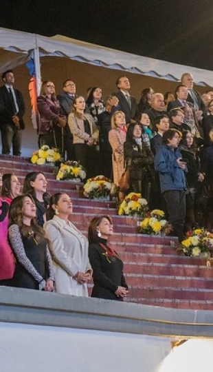 Docente UTPL recibe reconocimiento por la Embajada de Colombia en Ecuador Docente UTPL recibe reconocimiento por la Embajada de Colombia en Ecuador