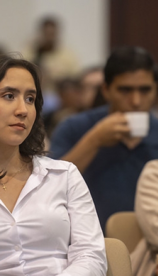 Café Científico UTPL | Innovación y Emprendimiento en el Derecho. Café Científico UTPL | Innovación y Emprendimiento en el Derecho.