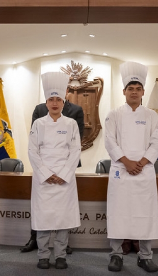 Investidura de estudiantes de primer ciclo de la carrera de Gastronomía UTPL