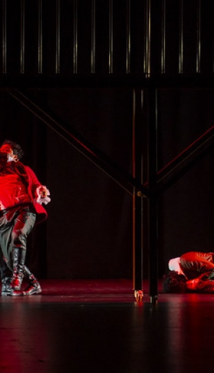 La Compañía de Teatro UTPL conmemoró sus 20 años de trayectoria artística con el estreno de la obra Otelo La Compañía de Teatro UTPL conmemoró sus 20 años de trayectoria artística con el estreno de la obra Otelo
