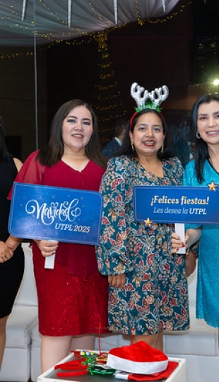 Cenas Navideñas UTPL 2025