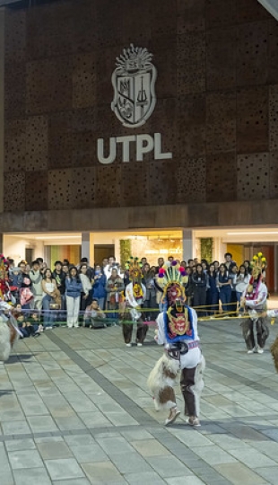 Noches mágicas UTPL 2025