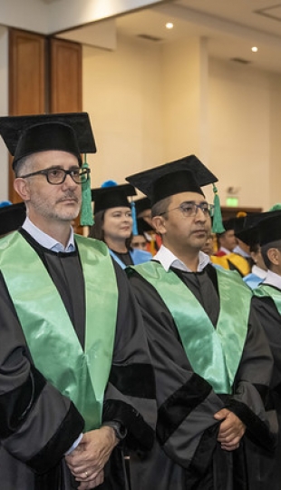 Sesión Solemne Honoris Causa | Dr. Adrián Escudero