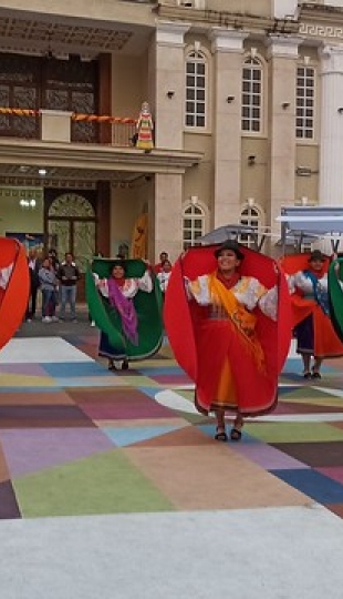 Presentación del Grupo de Danza Jahua Ñan