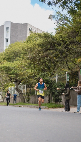 Carrera 5K Pasos Solidarios 2025
