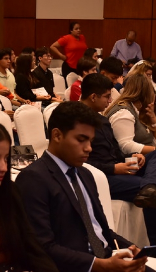UTPL presente en el I Summit de Cooperativas de Ahorro y Crédito en Guayaquil UTPL presente en el I Summit de Cooperativas de Ahorro y Crédito en Guayaquil