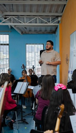 Primer encuentro de SINFIN UTPL y la Academia de música de Sol a Sol de Guayaquil