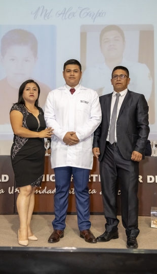 Ceremonia de Imposición de Mandiles – Medicina UTPL Ceremonia de Imposición de Mandiles – Medicina UTPL