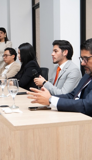 Charla UTPL Alumni | Clínica Jurisprudencial Laboral – Centro UTPL Quito