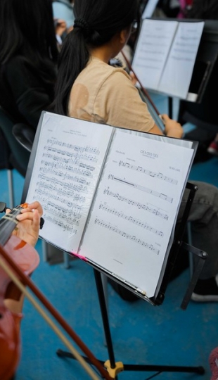 Primer encuentro de SINFIN UTPL y la Academia de música de Sol a Sol de Guayaquil