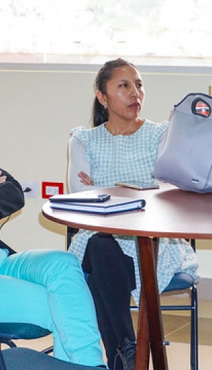 Integración del Aprendizaje Basado en Retos y Design Thinking en contabilidad: desarrollo de competencias prácticas y organización financiera ética en emprendimientos