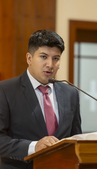 Imposición de mandiles a estudiantes de Fisioterapia