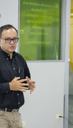 Conexia - Retos de Innovación Empresarial VI edición Conexia - Retos de Innovación Empresarial VI edición