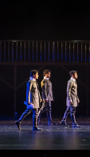 La Compañía de Teatro UTPL conmemoró sus 20 años de trayectoria artística con el estreno de la obra Otelo La Compañía de Teatro UTPL conmemoró sus 20 años de trayectoria artística con el estreno de la obra Otelo