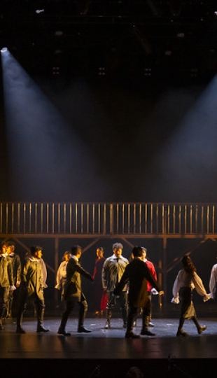 La Compañía de Teatro UTPL conmemoró sus 20 años de trayectoria artística con el estreno de la obra Otelo