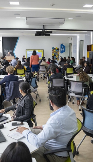 Formación Pedagógica UTPL: Docencia que Transforma