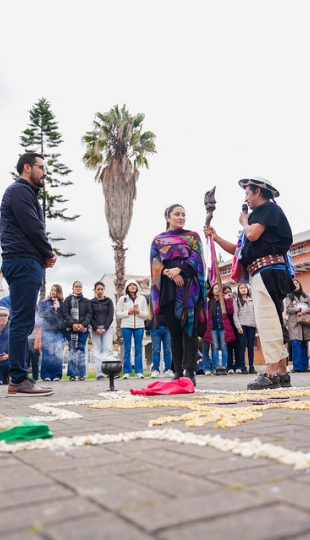 Homenaje a los Yachaks en la Chakana. Inti Raymi de las universidades y diversidades 2025 Homenaje a los Yachaks en la Chakana. Inti Raymi de las universidades y diversidades 2025