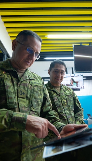 Visita del Comandante de la Brigada de Infantería No. 7 “Loja” a la UTPL Visita del Comandante de la Brigada de Infantería No. 7 “Loja” a la UTPL