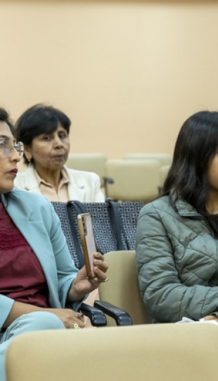 Imposición de mandiles a estudiantes de Nutrición y Dietética