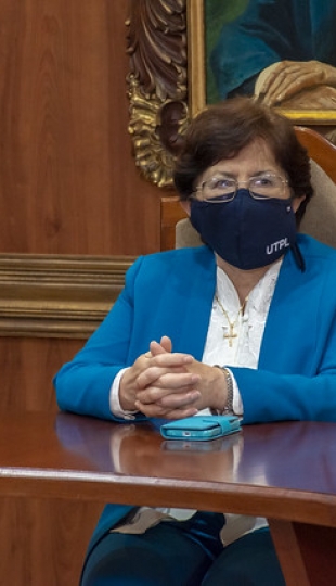 Posesión Vicerrectora de la Modalidad Abierta y a Distancia Posesión Vicerrectora de la Modalidad Abierta y a Distancia