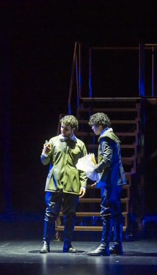 La Compañía de Teatro UTPL conmemoró sus 20 años de trayectoria artística con el estreno de la obra Otelo La Compañía de Teatro UTPL conmemoró sus 20 años de trayectoria artística con el estreno de la obra Otelo