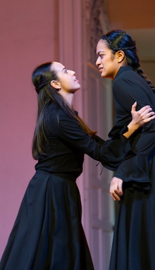 La Casa de Bernarda Alba | Compañía de Teatro UTPL