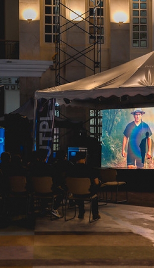 Circuito UTPL – Cine en Pantalla LED: Patrimonio Audiovisual y Creatividad Digital