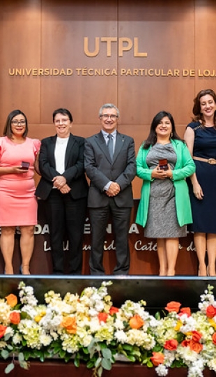 Homenaje al personal UTPL por sus años de servicio Homenaje al personal UTPL por sus años de servicio