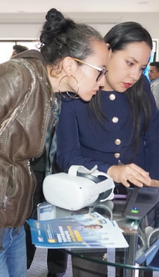 UTPL Conecta Futuro: Presentación de nuevas carreras y develación de imagen por los 50 años de Educación a Distancia