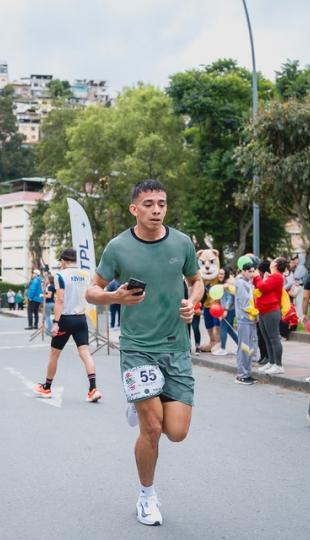 Carrera 5K Pasos Solidarios 2025