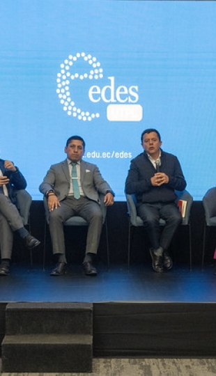 Decisiones que Suman: Dirección Financiera y Control de Riesgos en Entornos Cambiantes, Cuenca 2025