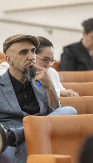 Conversatorio e inauguración de la exposición “Astrónomas” en UTPL