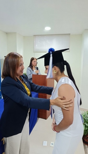 Incorporación de 23 nuevos profesionales en Santo Domingo Incorporación de 23 nuevos profesionales en Santo Domingo