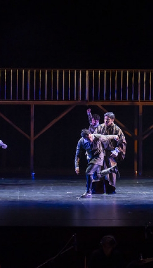 La Compañía de Teatro UTPL conmemoró sus 20 años de trayectoria artística con el estreno de la obra Otelo La Compañía de Teatro UTPL conmemoró sus 20 años de trayectoria artística con el estreno de la obra Otelo