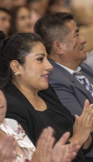 Imposición de Insignias – Carrera de Medicina