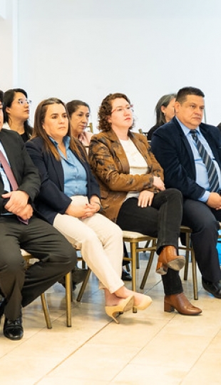 Entrega simbólica de acreditaciones internacionales otorgadas por la Agencia Acreditadora de Chile A&C.