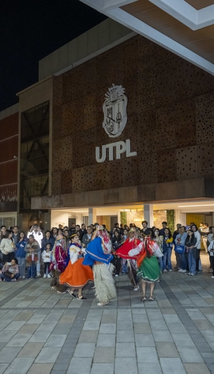 Noches mágicas UTPL 2025