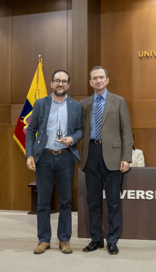 Premio Humanístico Tomás Moro 2025 Premio Humanístico Tomás Moro 2025