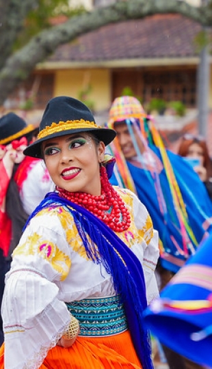 Homenaje a los Yachaks en la Chakana. Inti Raymi de las universidades y diversidades 2025 Homenaje a los Yachaks en la Chakana. Inti Raymi de las universidades y diversidades 2025