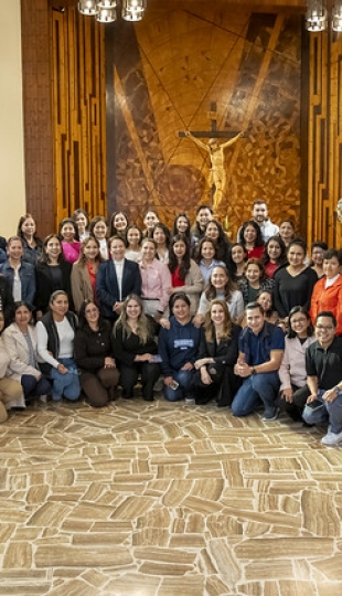 Reconocimiento a una trayectoria de servicio y legado institucional UTPL Reconocimiento a una trayectoria de servicio y legado institucional UTPL