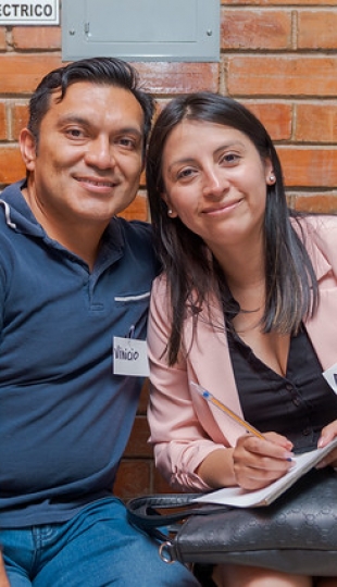 Renovando el amor: encuentro de parejas y matrimonios Renovando el amor: encuentro de parejas y matrimonios