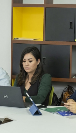 Café Científico UTPL | Datos para la toma de decisiones. Café Científico UTPL | Datos para la toma de decisiones.