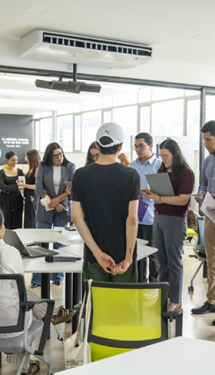 Comprendiendo el trastorno: en el lugar de una persona con psicopatología. Un Reto de innovación