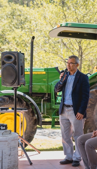 MAGAP entrega embriones bovinos y paquetes tecnológicos a UTPL MAGAP entrega embriones bovinos y paquetes tecnológicos a UTPL