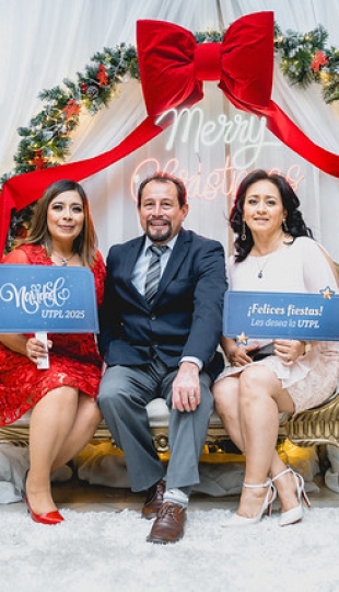 Cenas Navideñas UTPL 2025 Cenas Navideñas UTPL 2025