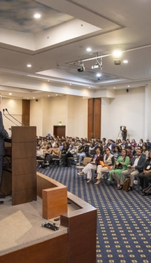 Simposio de Obesidad: Retos y Perspectivas en la Atención Integral Simposio de Obesidad: Retos y Perspectivas en la Atención Integral