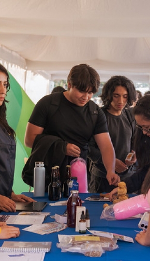 Feria Académica 2025 "Transforma tu Vida Universitaria"